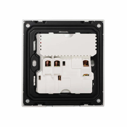 Single UK Socket 13A USB + Type-C (5V 2.1A) – Ultra Thin Plastic