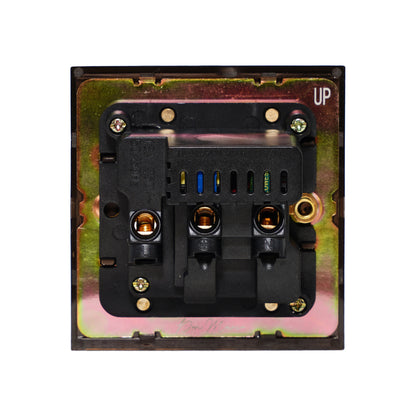 Single UK Socket 13A – On/Off + 2USB – Stainless Steel