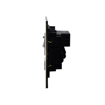 Single UK Socket 13A – On/Off + 2USB – Stainless Steel