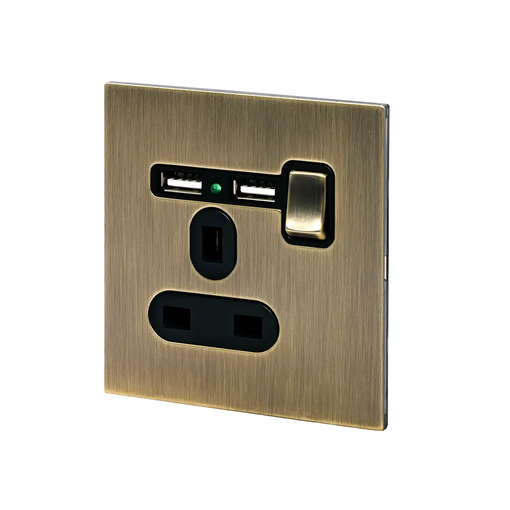 Single UK Socket 13A – On/Off + 2USB – Stainless Steel